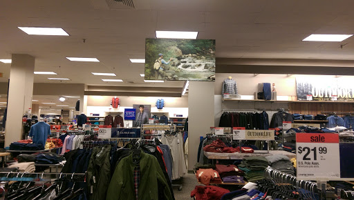 Department Store «Sears», reviews and photos, 4 Burr Ln, Lake Grove, NY 11755, USA