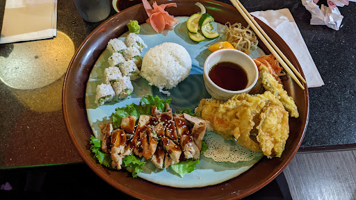 Yomama Sushi image