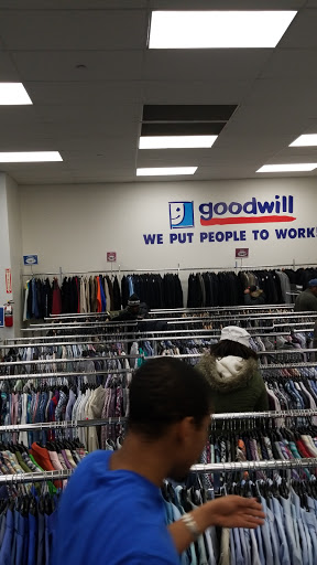 Thrift Store «Goodwill Industries Store & Donation Center», reviews and photos, 258 Livingston St, Brooklyn, NY 11201, USA