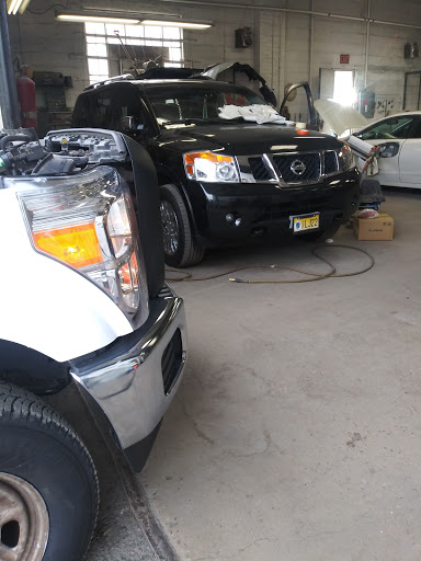 Auto Body Shop «Kenwall Auto Body Repair Inc», reviews and photos, 1836 E Elizabeth Ave, Linden, NJ 07036, USA