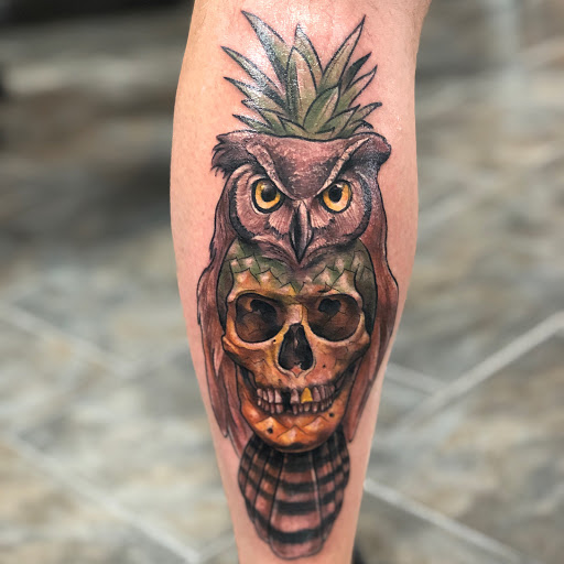 Tattoo Shop «Red Tree Tattoo Gallery», reviews and photos, 1002 N 4th St, Columbus, OH 43201, USA