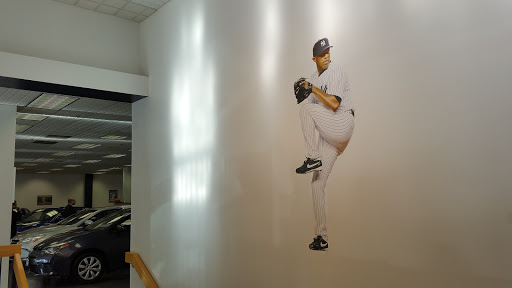 Toyota Dealer «Rivera Toyota of Mt. Kisco», reviews and photos, 325 N Bedford Rd, Mt Kisco, NY 10549, USA