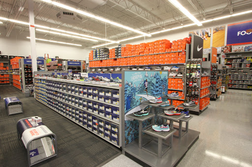 Sporting Goods Store «Academy Sports + Outdoors», reviews and photos, 11955 E Colonial Dr, Orlando, FL 32826, USA