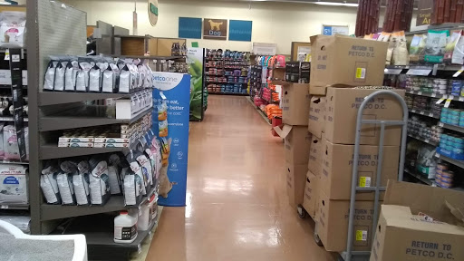 Pet Supply Store «Petco Animal Supplies», reviews and photos, 2227 E Semoran Blvd, Apopka, FL 32703, USA