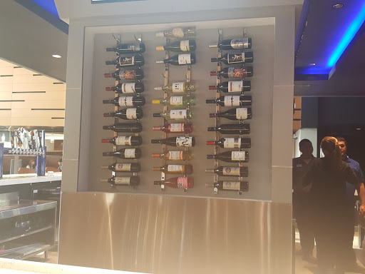 Movie Theater «Studio Movie Grill», reviews and photos, 8954 S. Broadway Ave., Tyler, TX 75703, USA