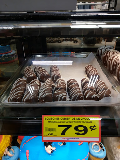 Grocery Store «El Super», reviews and photos, 5800 Van Buren Boulevard, Riverside, CA 92503, USA