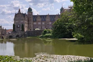 Schloss Hämelschenburg image