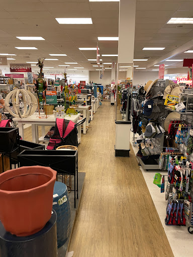 Department Store «T.J. Maxx», reviews and photos, 68 Frontage Rd, East Haven, CT 06512, USA
