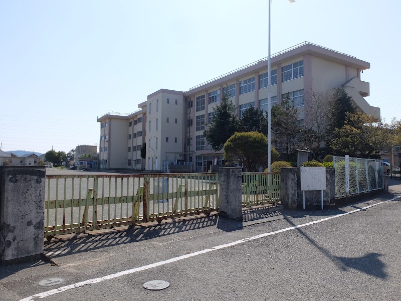 小田原市立報徳小学校