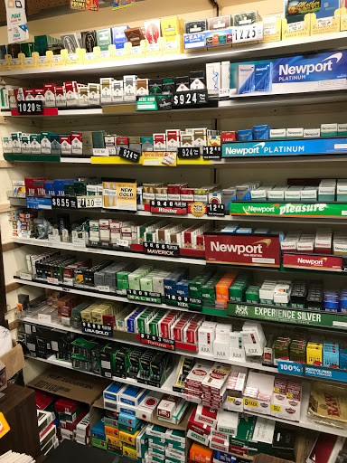 Tobacco Shop «Robbins Cigar Co», reviews and photos, 5 Davis Square, Somerville, MA 02144, USA