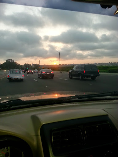 Shopping Mall «Bayside Shopping Center», reviews and photos, 1000 - 1090 Bayside Dr, Newport Beach, CA 92660, USA