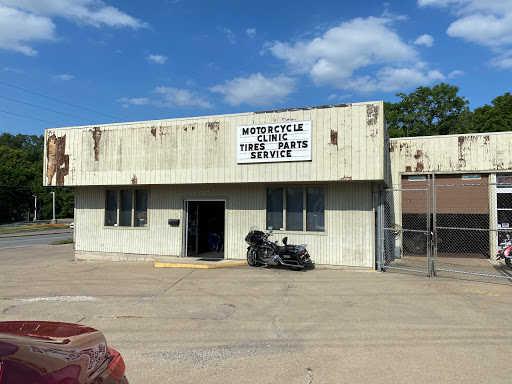 Motorcycle Clinic The, 2209 Martin Luther King Jr Pkwy, Des Moines, IA 50314, USA, 