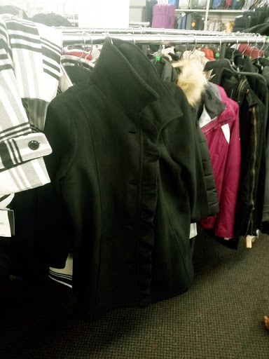 Clothing Store «Burlington Coat Factory», reviews and photos, 9321 Telegraph Rd, Redford Charter Twp, MI 48239, USA