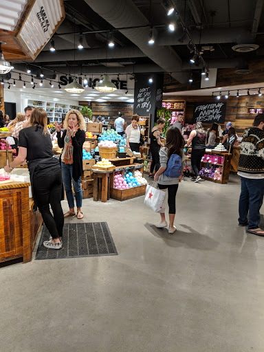 Cosmetics Store «Lush Cosmetics», reviews and photos, 7014 E Camelback Rd, Scottsdale, AZ 85251, USA