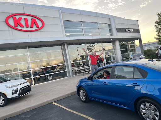 Kia Dealer «Rosen Kia Milwaukee», reviews and photos, 5505 S 27th St, Milwaukee, WI 53221, USA
