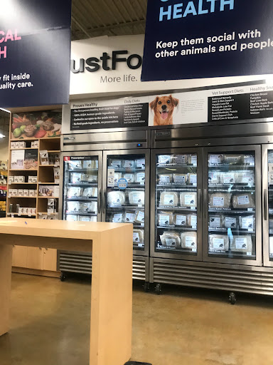 Pet Supply Store «Petco Animal Supplies», reviews and photos, 1141 Wantagh Ave, Wantagh, NY 11793, USA