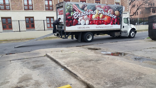 Grocery Store «Fresh Plus Grocery», reviews and photos, 1221 W Lynn St, Austin, TX 78703, USA