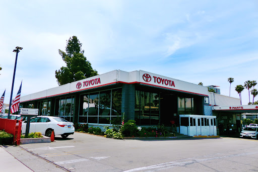 Toyota of Hollywood