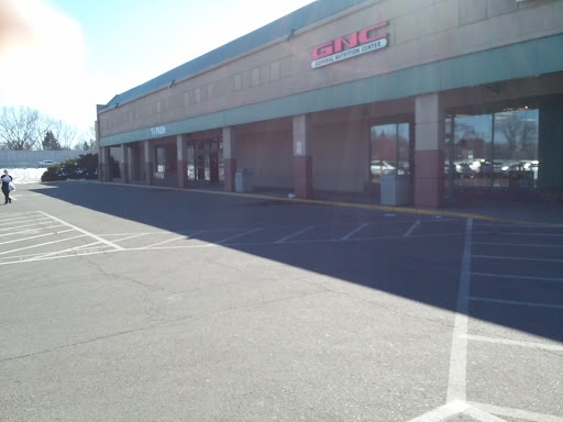 Shopping Mall «Sun Ray Shopping Center», reviews and photos, 2089 Old Hudson Rd, St Paul, MN 55119, USA