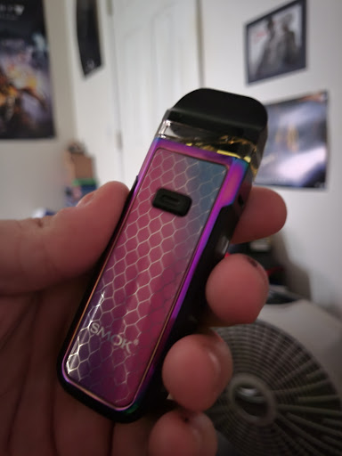 Tobacco Shop «Tobacco & Gift», reviews and photos, 1556 E Main St, St Charles, IL 60174, USA