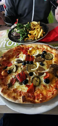 Pizza du Restaurant italien Giovanni à Saint-Quentin-Fallavier - n°10