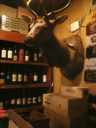 Liquor Store «Old Oaks Liquor», reviews and photos, 3006 Thousand Oaks Blvd, Thousand Oaks, CA 91362, USA