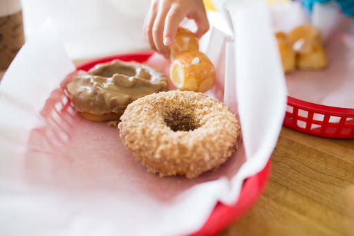 Donut Shop «Donut King», reviews and photos, 1807 Santa Rita Rd, Pleasanton, CA 94566, USA