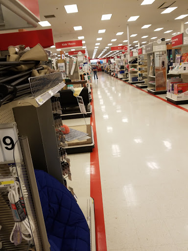 Department Store «Target», reviews and photos, 33860 S Gratiot Ave, Charter Twp of Clinton, MI 48035, USA