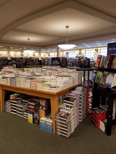Book Store «Barnes & Noble», reviews and photos, 1430 Plaza Pl, Southlake, TX 76092, USA