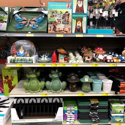 Grocery Store «Grocery Outlet Bargain Market», reviews and photos, 5615 Woodruff Ave, Lakewood, CA 90713, USA