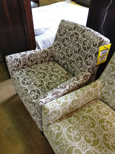 Furniture Store «Furniture Factory Outlet», reviews and photos, 1162 Gateway Loop, Springfield, OR 97477, USA