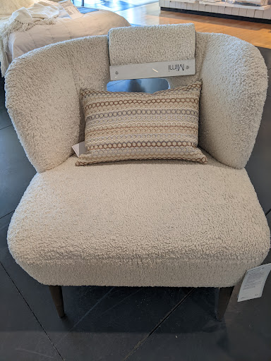 Furniture Store «Crate and Barrel», reviews and photos, 2680 NE 49th St, Seattle, WA 98105, USA