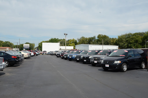 Used Car Dealer «Discover Auto Center», reviews and photos, 790 S Erie Blvd, Hamilton, OH 45011, USA