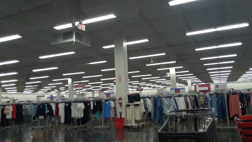 Clothing Store «Burlington Coat Factory», reviews and photos, 1965 N Pebble Creek Pkwy, Goodyear, AZ 85395, USA