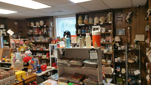 Thrift Store «Buried Treasure Thrift Shop», reviews and photos, 326 W Dixie Ave, Elizabethtown, KY 42701, USA