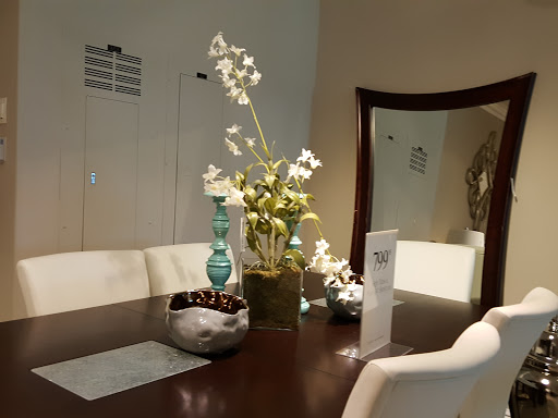 Furniture Store «City Furniture Hialeah», reviews and photos, 5250 W 20th Ave, Hialeah, FL 33016, USA