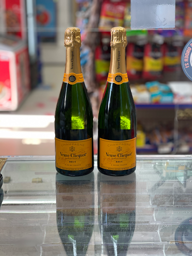 Liquor Store «Holiday House Liquor», reviews and photos, 1197 W Central Ave, Brea, CA 92821, USA