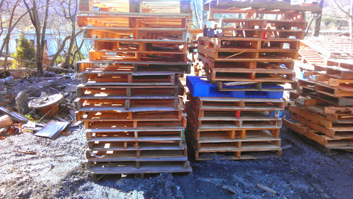 Auto Parts Store «NAPA Auto Parts - Mahanoy City Auto Parts Inc», reviews and photos, 938 W Centre St, Mahanoy City, PA 17948, USA