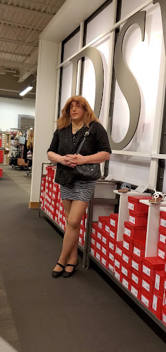 Shoe Store «DSW Designer Shoe Warehouse», reviews and photos, 3635 28th St SE, Grand Rapids, MI 49512, USA