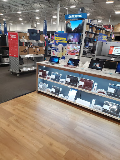 Electronics Store «Best Buy», reviews and photos, 26 Plaza Dr, Fairview Heights, IL 62208, USA
