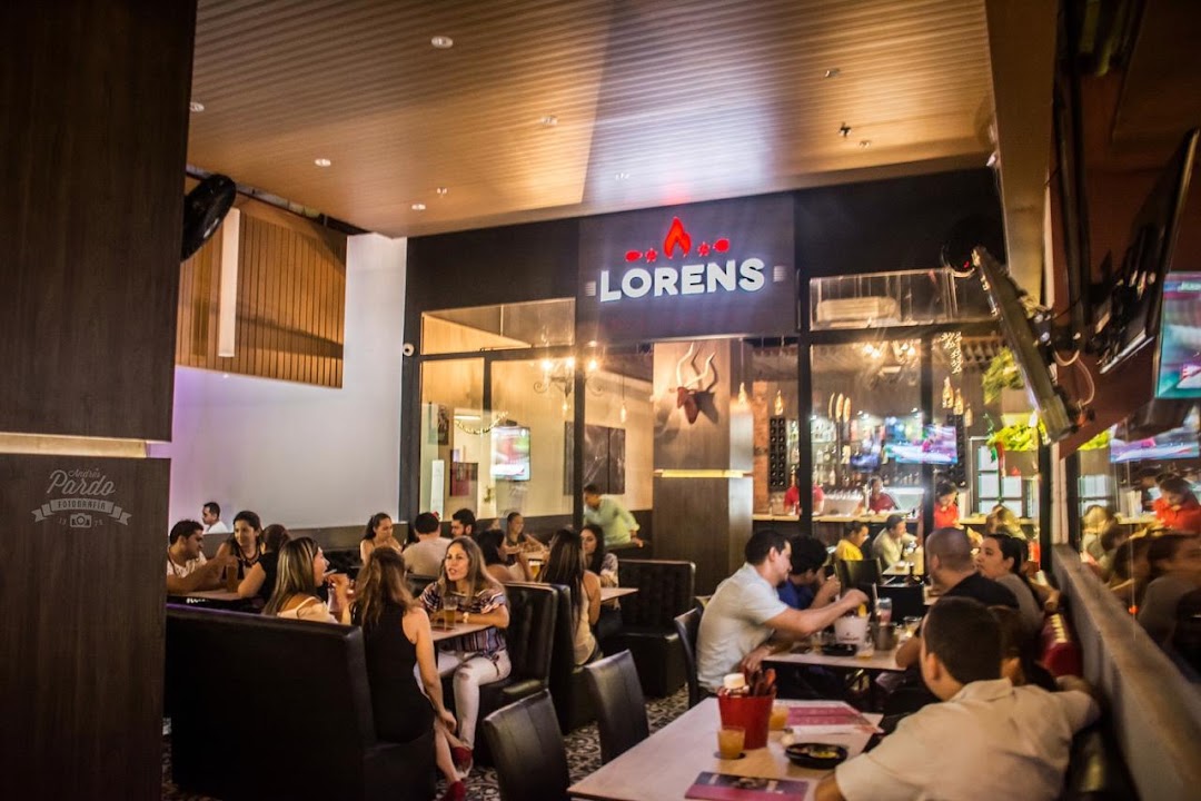 Lorens American Bar & Grill