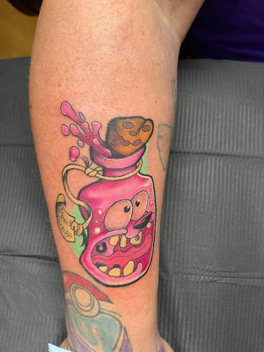 Explore memorial tattoo ideas for sister, creative tattoo ideas in Scott City, available at Distinked Art and Tattoo