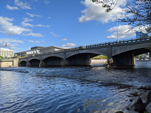 Tourist Attraction «Fish Ladder Park Grand Rapids», reviews and photos, 560 Front Ave NW, Grand Rapids, MI 49504, USA