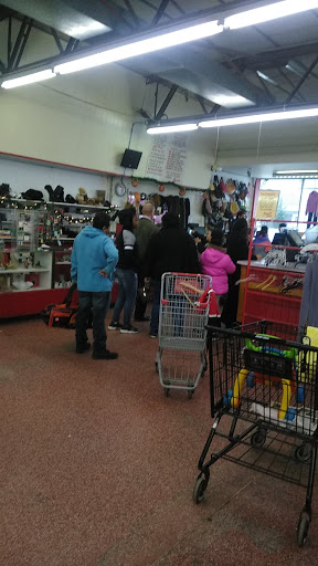 Thrift Store «Community Thrift Store», reviews and photos, 3440 Grand Ave, Gurnee, IL 60031, USA