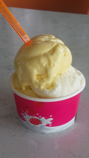 Ice Cream Shop «Dolce Vita Sunny Isles», reviews and photos, 18288 Collins Ave, Sunny Isles Beach, FL 33160, USA