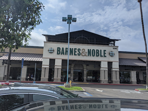 Book Store «Barnes & Noble Booksellers Encinitas», reviews and photos, 1040 N El Camino Real # 104, Encinitas, CA 92024, USA