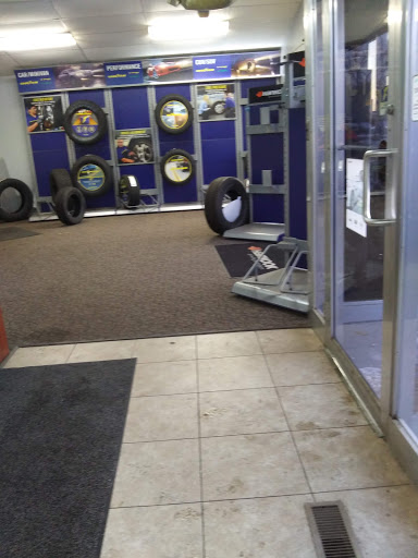 Auto Repair Shop «Urbana True Tires», reviews and photos, 608 N Cunningham Ave, Urbana, IL 61802, USA