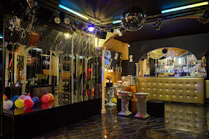 La Divina Club Privé image