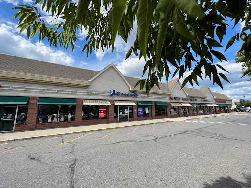 Goodwill Industries Store & Donation Center, 374 Windsor Hwy, New Windsor, NY 12553, USA, 