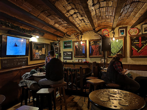 THE DERBY IRISH PUB